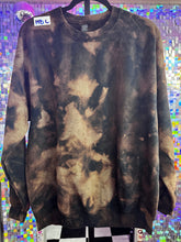 Load image into Gallery viewer, CREWNECK SWEATSHIRT
