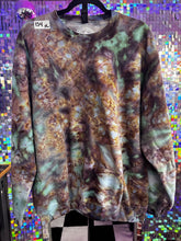 Load image into Gallery viewer, CREWNECK SWEATSHIRT
