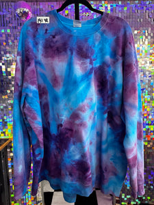 CREWNECK SWEATSHIRT