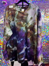 Load image into Gallery viewer, CREWNECK SWEATSHIRT
