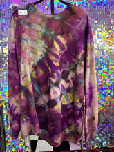 Load image into Gallery viewer, CREWNECK SWEATSHIRT
