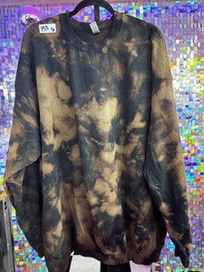 CREWNECK SWEATSHIRT