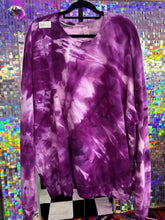 Load image into Gallery viewer, CREWNECK SWEATSHIRT
