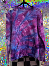Load image into Gallery viewer, KANGAROO SWEATSHIRT
