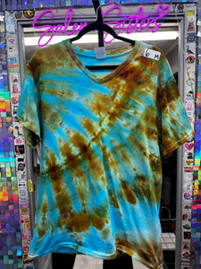 V-NECK SHIRTS