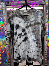 Load image into Gallery viewer, V-NECK SHIRTS
