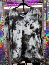 Load image into Gallery viewer, V-NECK SHIRTS
